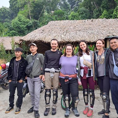 Homestay Field - Bungalow, Ha Giang Loop Tour, Motorbikes Rental Bagian luar foto
